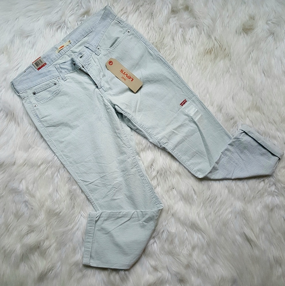 NWT levis boyfriend jeans